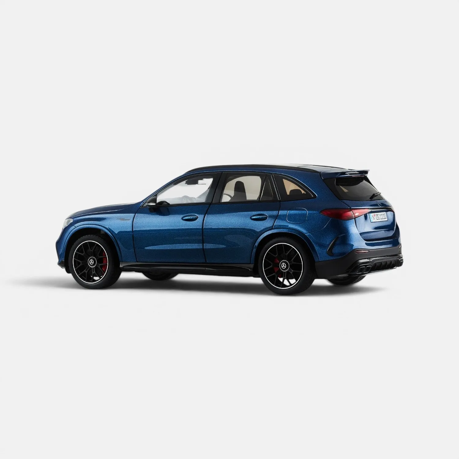 NZG Mercedes-AMG GLC 63 SE voiture miniature 1/18 métal