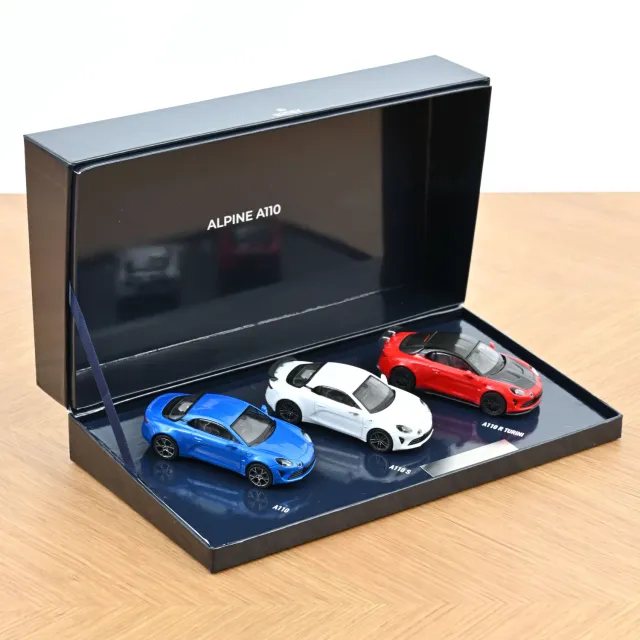 Norev Alpine A110 2025 coffret 1/43 Bleu Blanc Rouge 3 pcs