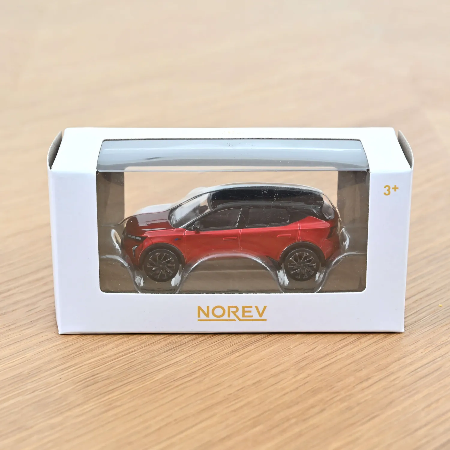 Norev Renault Scénic E-Tech 2024 voiture rouge 1/64 électrique