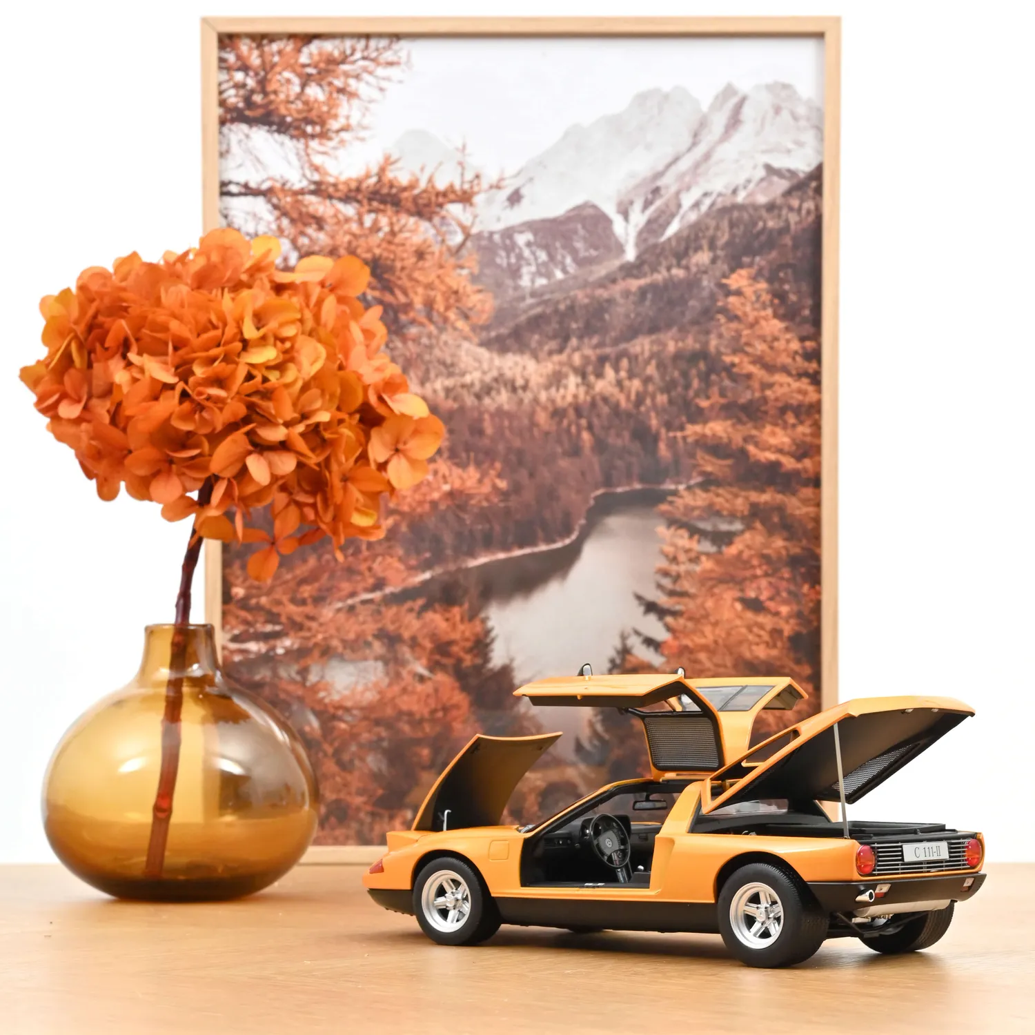 Norev Mercedes C111-II 1970 miniature 1/18 orange métal