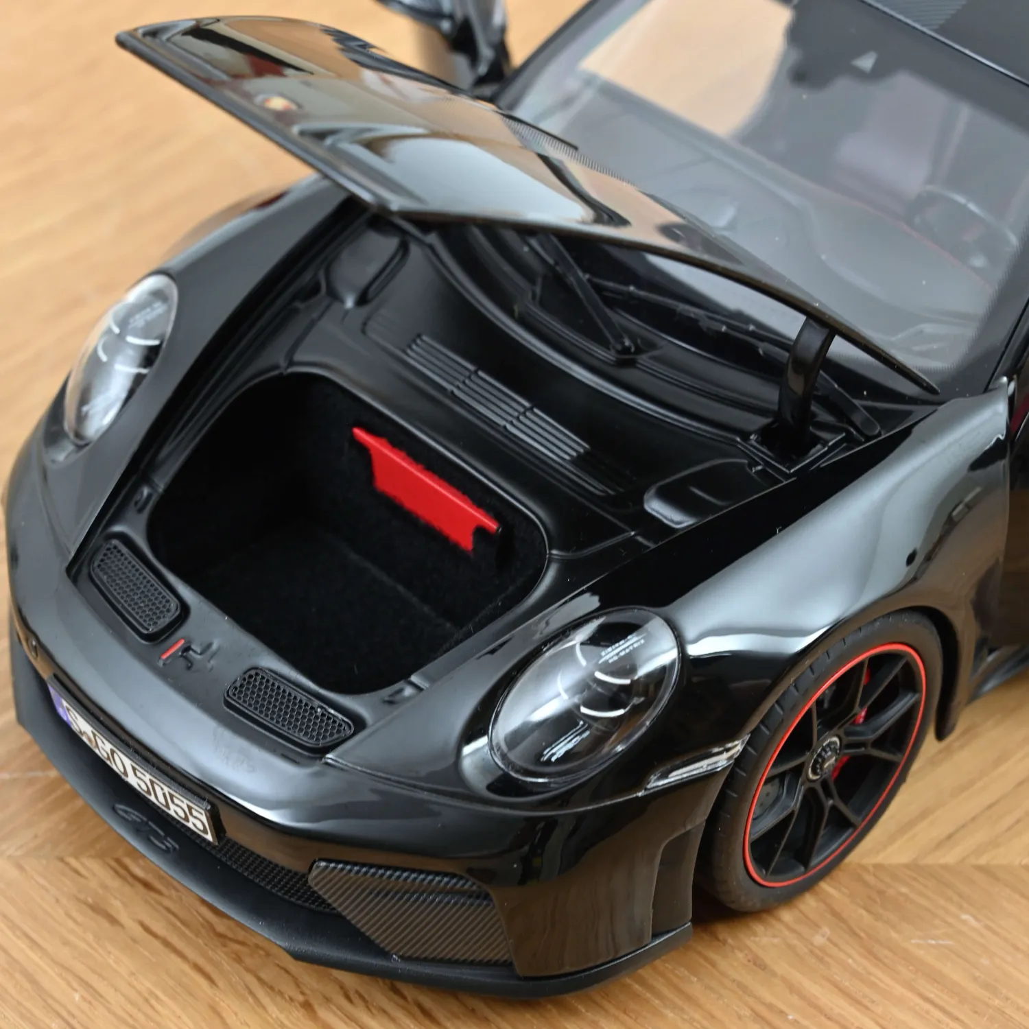 Norev Porsche 911 GT3 2025 miniature 1/18 noir 300pcs
