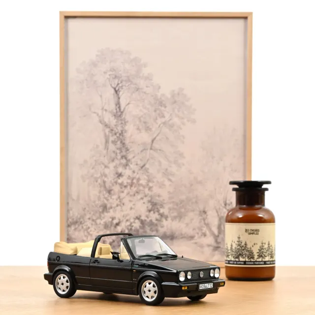 Norev VW Golf Cabriolet 1992 miniature 1/18 noire