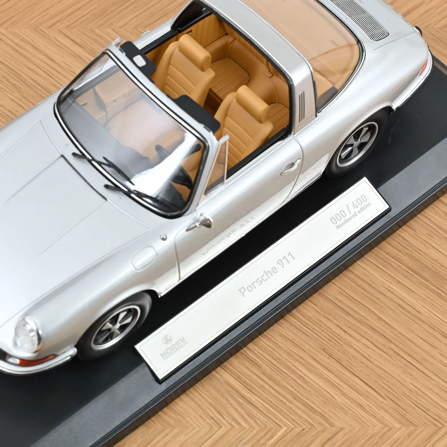 Norev Porsche 911 E Targa 1969 miniature argent 1/18 400pcs