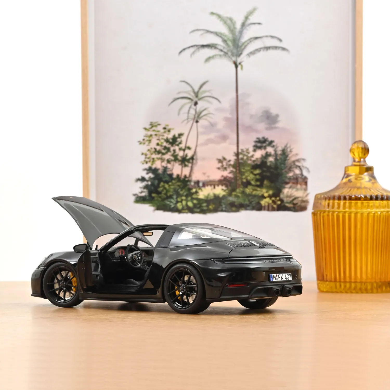 Norev Porsche 911 Targa 4 GTS 2025 voiture miniature Noir 1/18