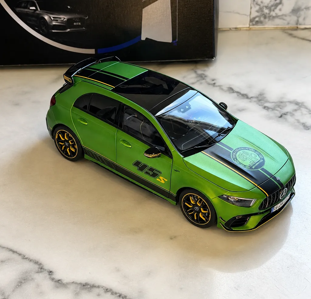 NZG Mercedes-AMG A 45 S 4MATIC+ miniature 1/18 Special Edition