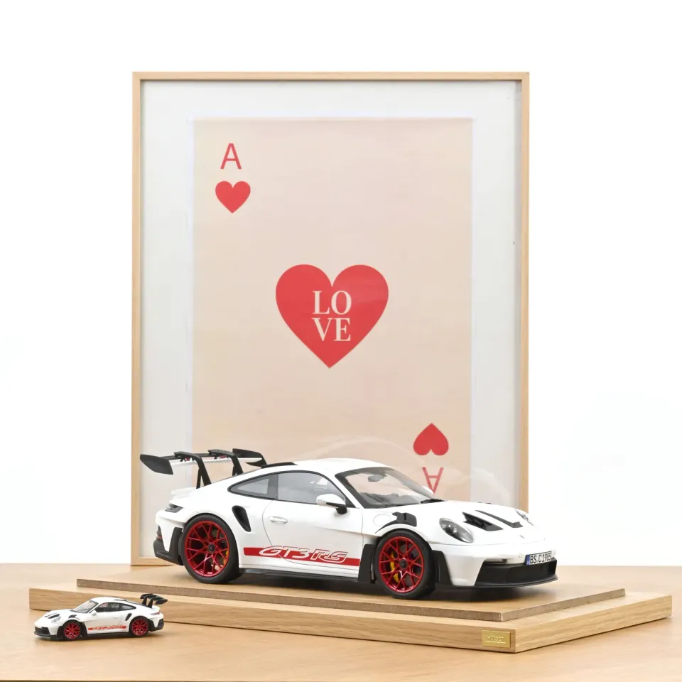 Norev Porsche 911 GT3 RS 2022 miniature 1/12 blanc pyro