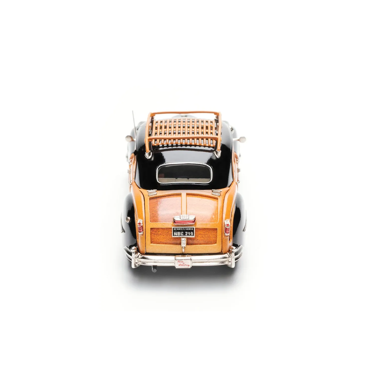 Brooklin BML 1947 Chrysler Town & Country 4 Dr Sedan miniature 1:43 bois