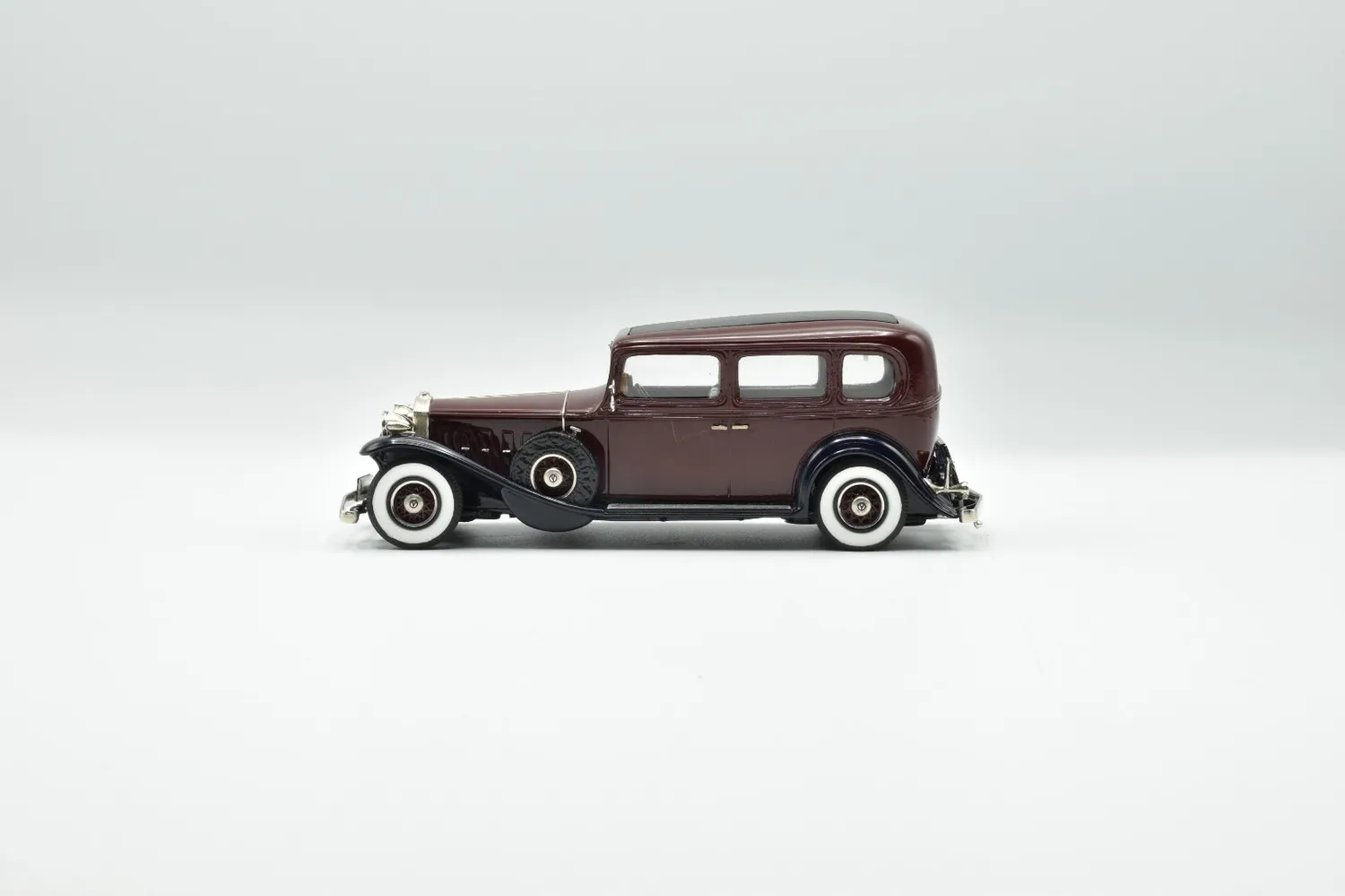 Brooklin MV 1932 Cadillac 355B Vatican miniature noire