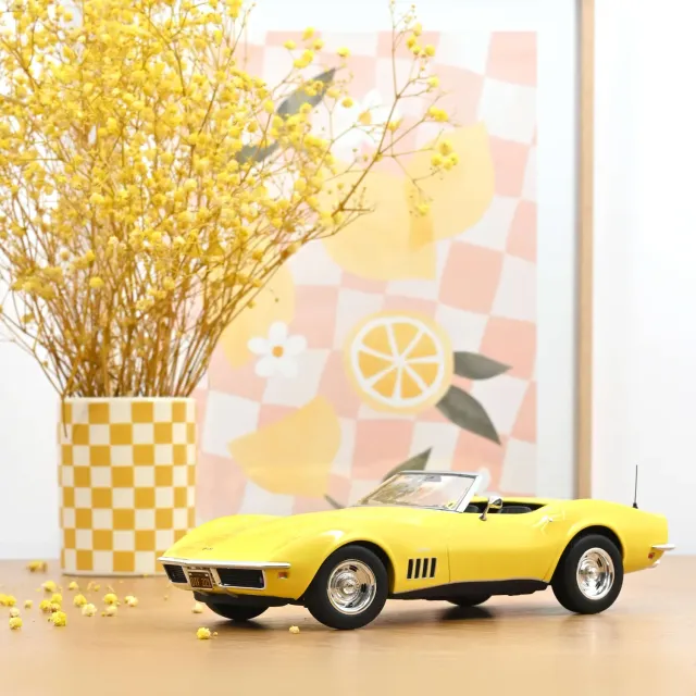 Norev Chevrolet Corvette 1969 miniature 1/18 Jaune Daytona découvrable