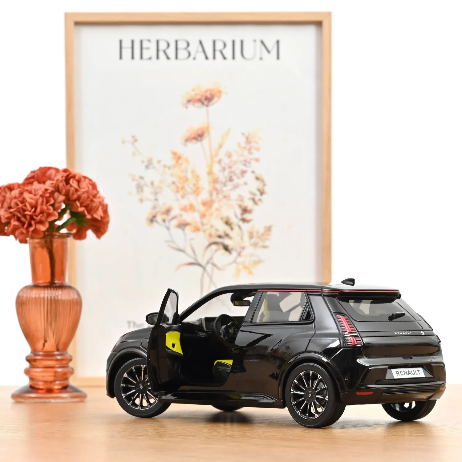 Norev Renault 5 E-Tech 2024 miniature 1/18 noir étoilé
