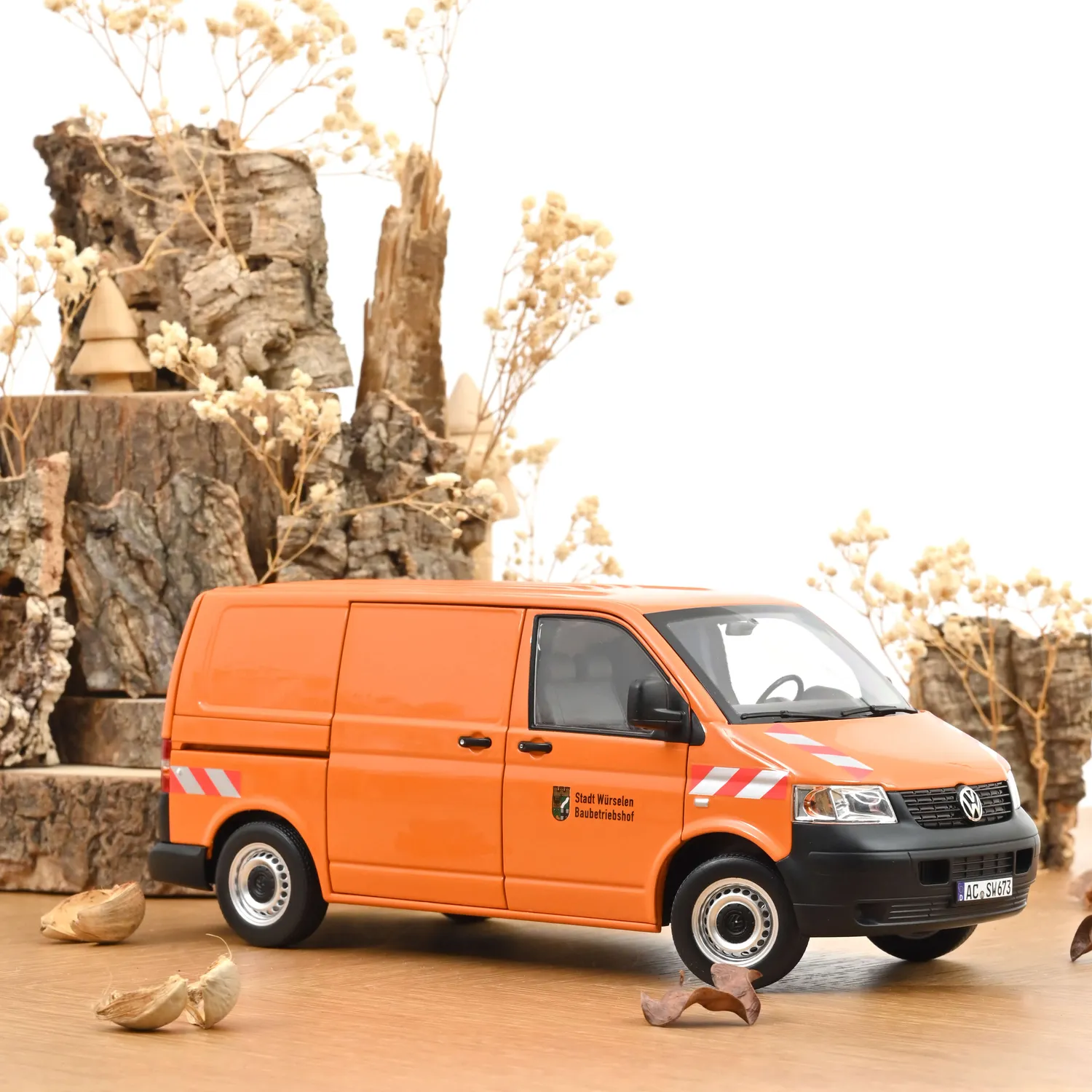 Norev VW Transporter 2003 communal voiture miniature 1/18 orange