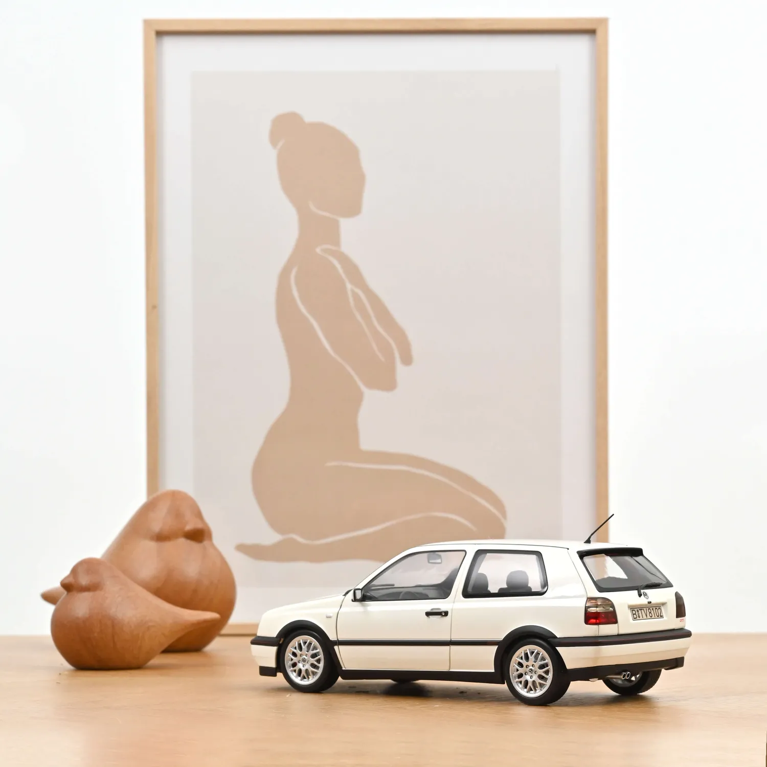 Norev VW Golf GTI 20 ans 1996 miniature 1/18 blanche