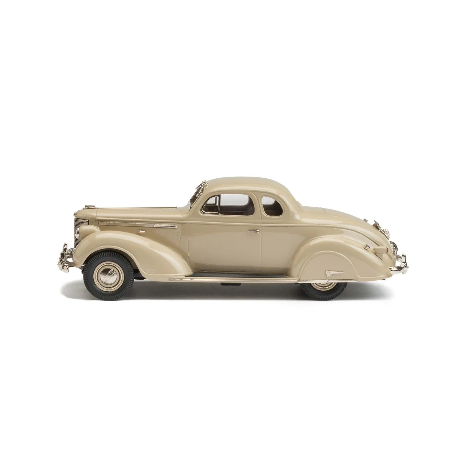 Brooklin Limited 1938 Chrysler Imperial Coupe miniature beige