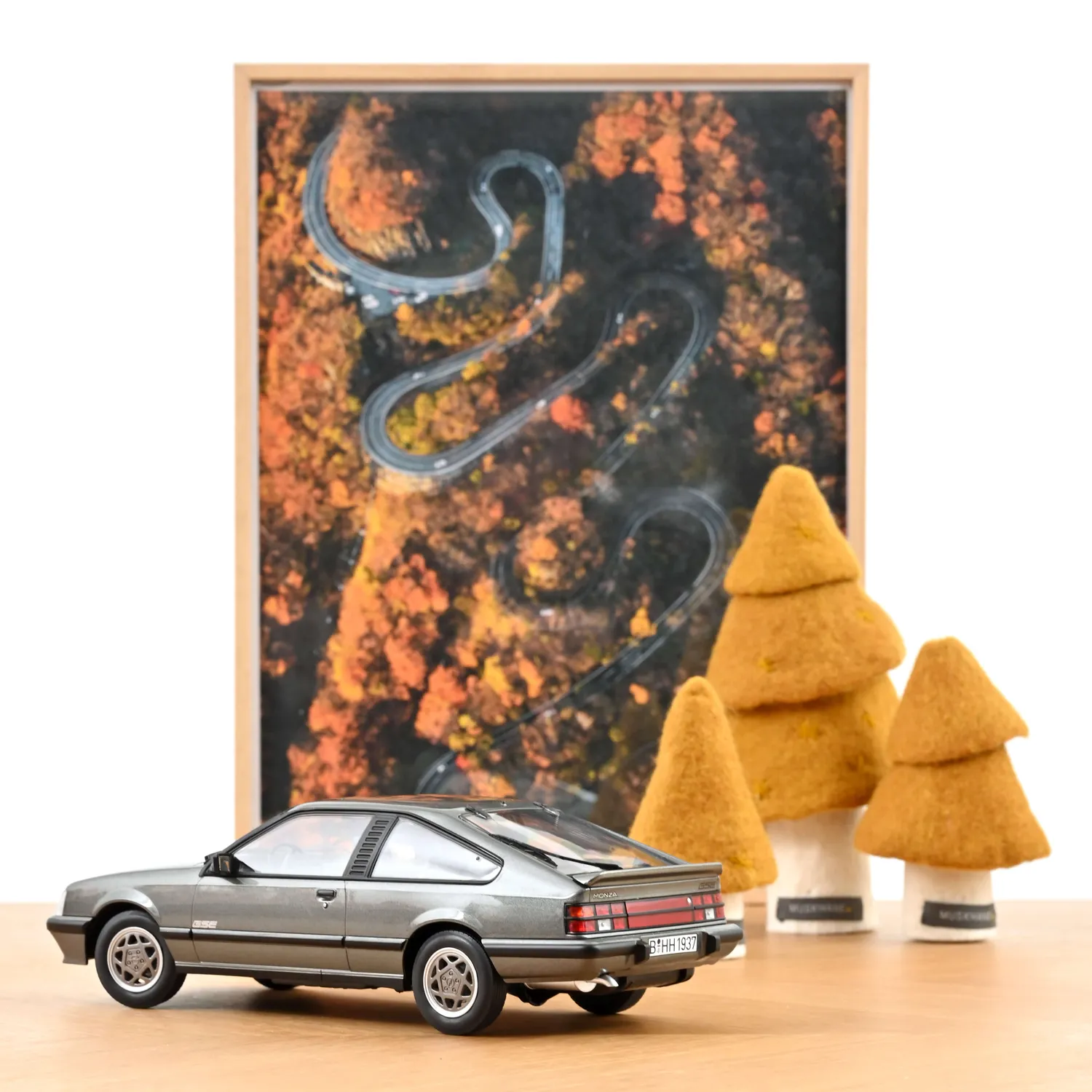 Norev Opel Monza GSE 1984 voiture miniature 1/18 anthracite