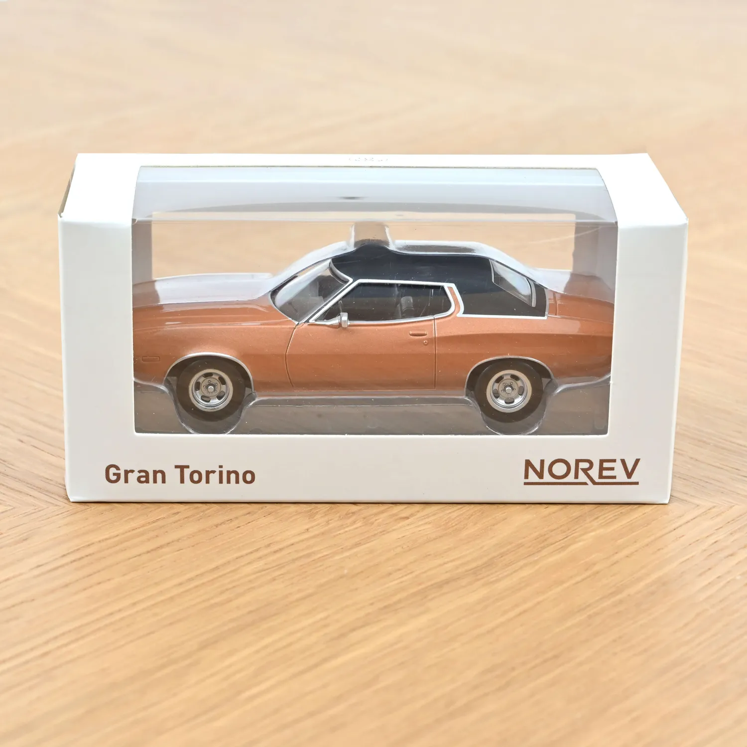 Norev Ford Gran Torino 1974 Jet-car miniature 1/43 marron