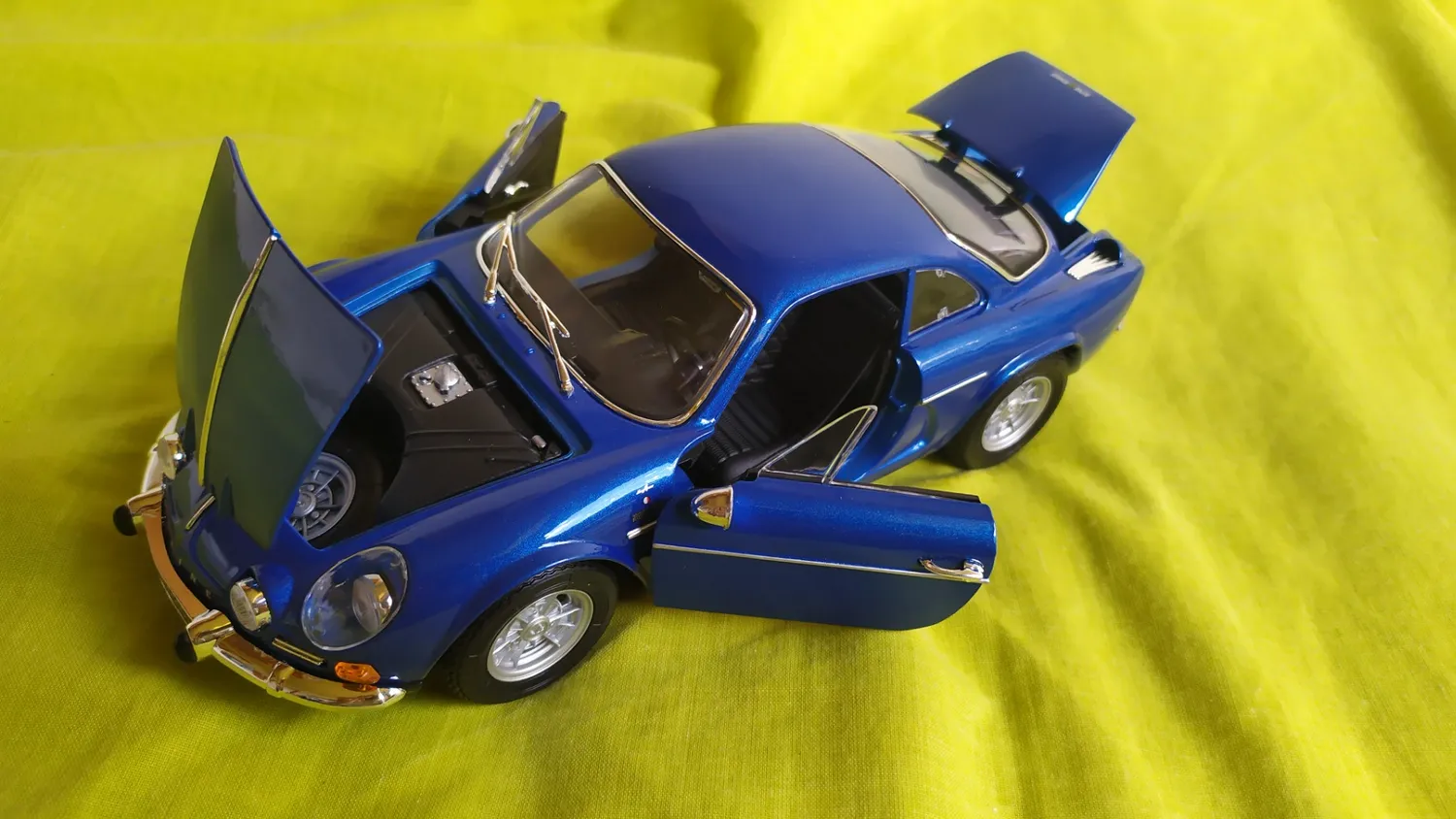 Maisto Alpine Renault 1600 S Stradale 1971 voiture miniature 1/18 bleue