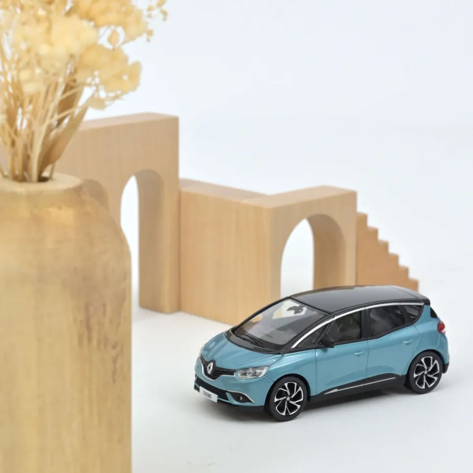 Norev Renault Scénic 2016 miniature 1/43 bleu céleste