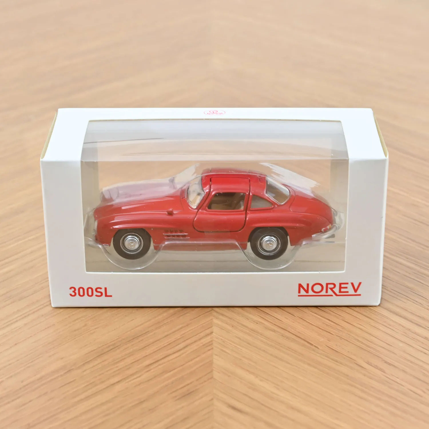 Norev Mercedes 300 SL 1954 Jet-car 1/43 rouge portes papillon
