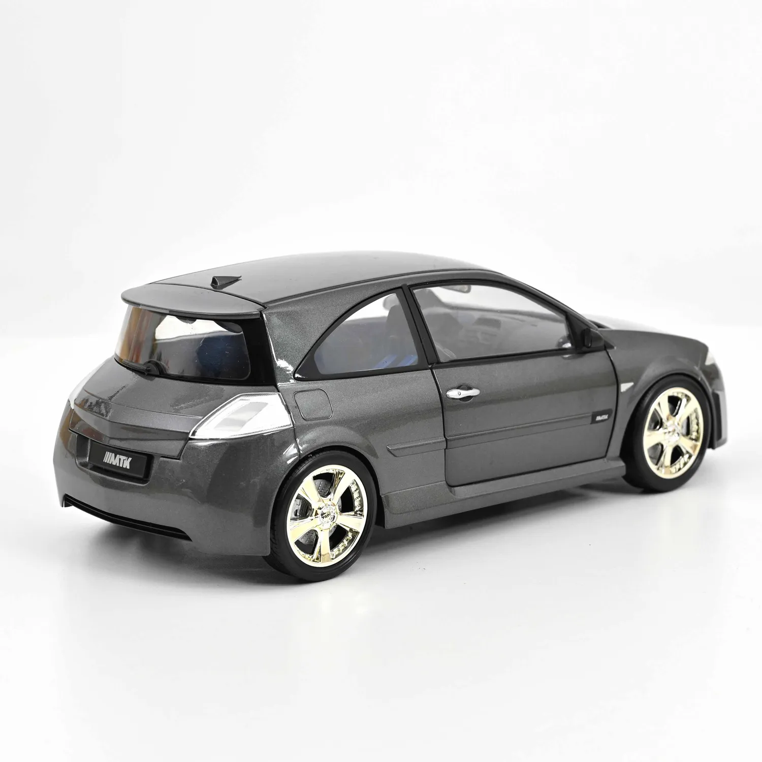 Norev Renault Mégane MTK 2004 miniature 1/18 gris hologramme