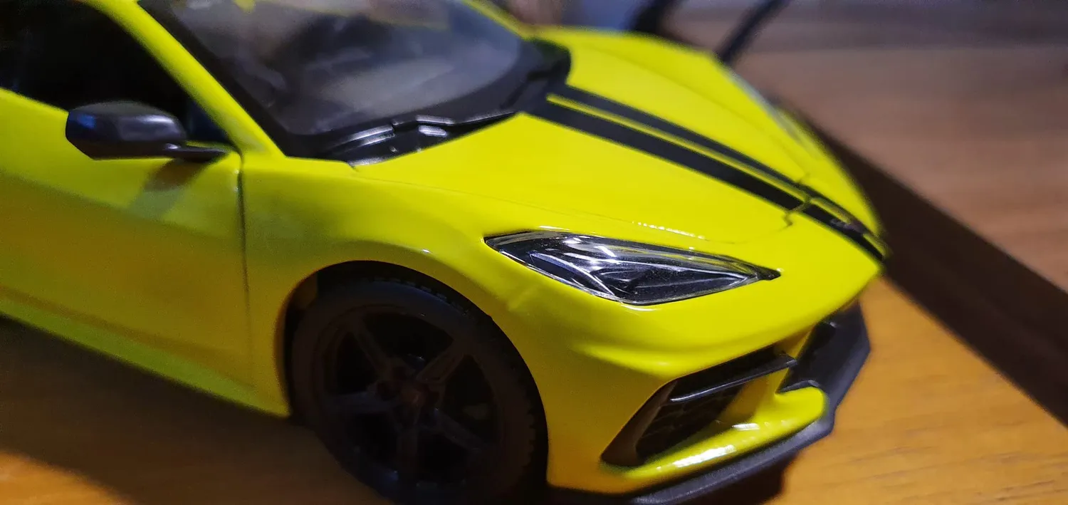 MAISTO Special Edition Corvette miniature auto 1/24 métal