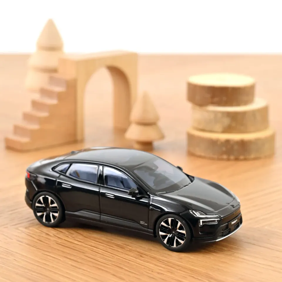 Norev Polestar 4 2024 Space voiture miniature 1/43 électrique