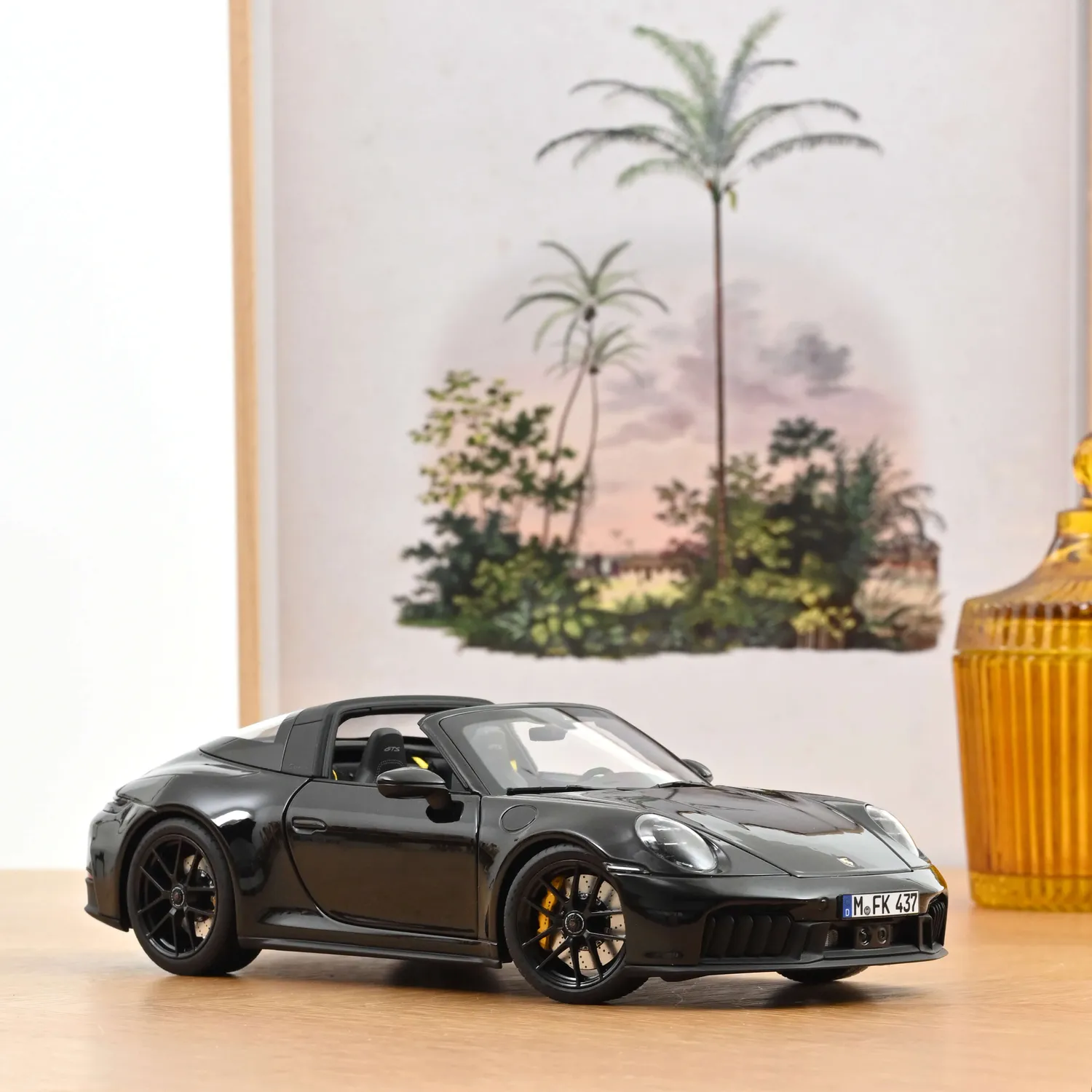 Norev Porsche 911 Targa 4 GTS 2025 voiture miniature Noir 1/18
