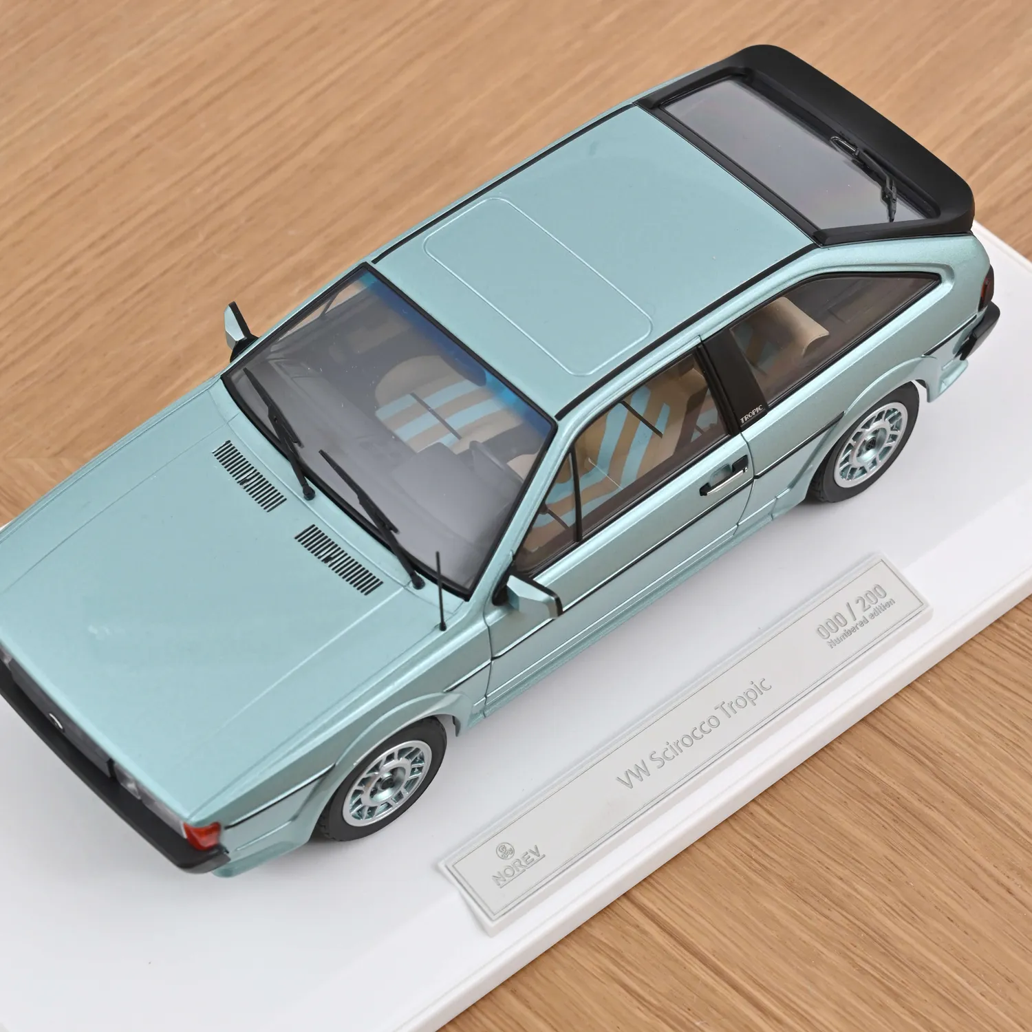 Norev VW Scirocco 1986 miniature 1/18 turquoise 200 pcs
