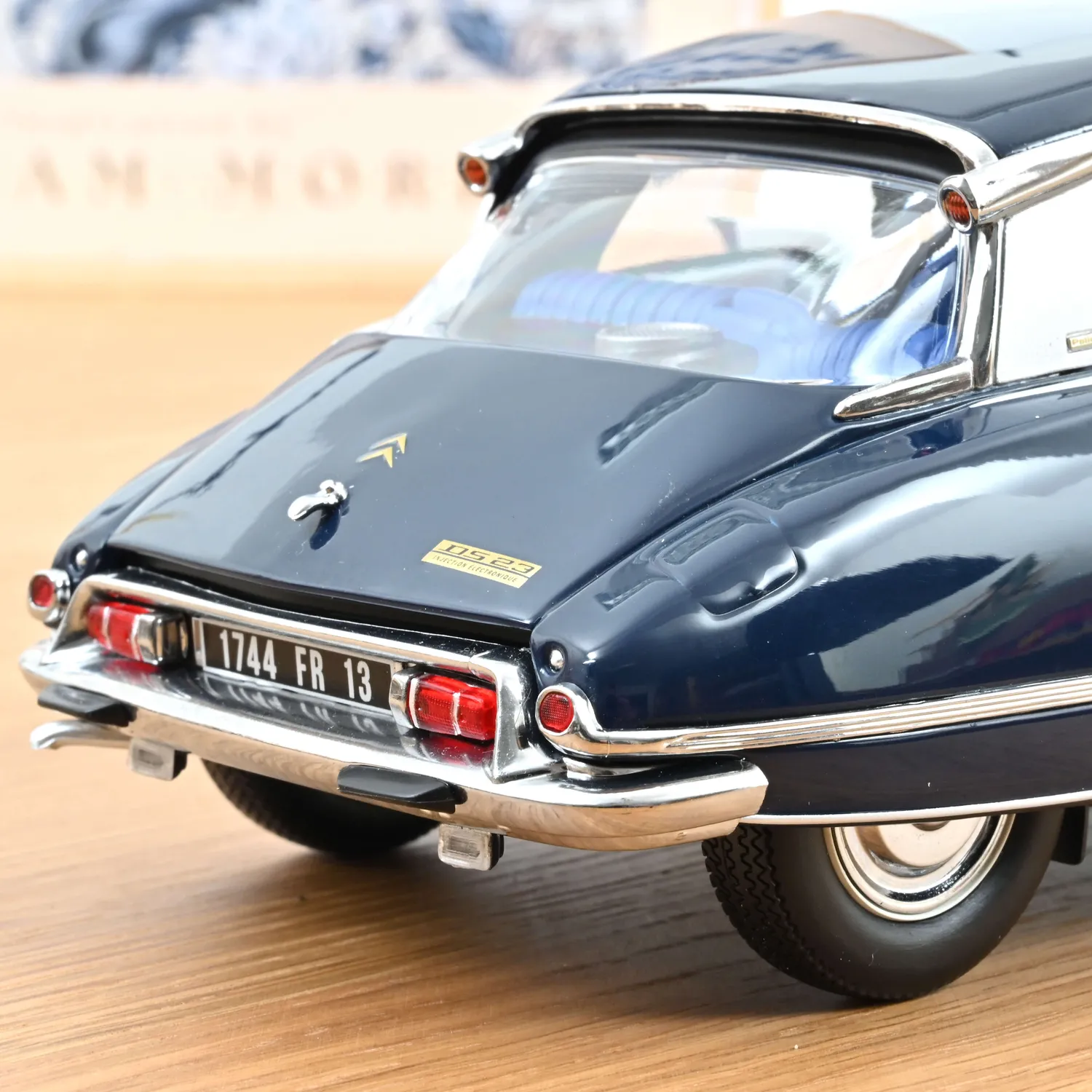 Norev Citroën DS 23 Pallas 1974 miniature 1/18 bleue
