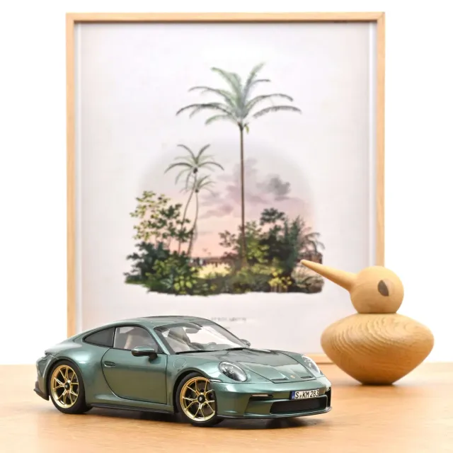 Norev Porsche 911 GT3 Touring 2021 miniature 1/18 vert malachite