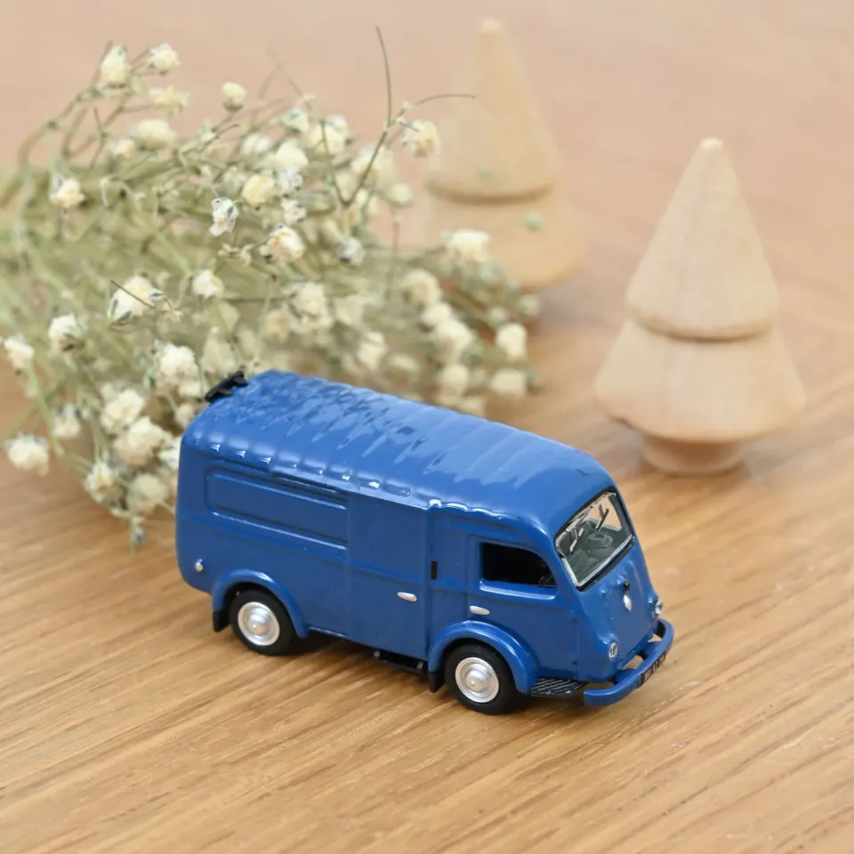 Norev Renault 1000kgs 1953 miniature 1/87 bleu lazuli