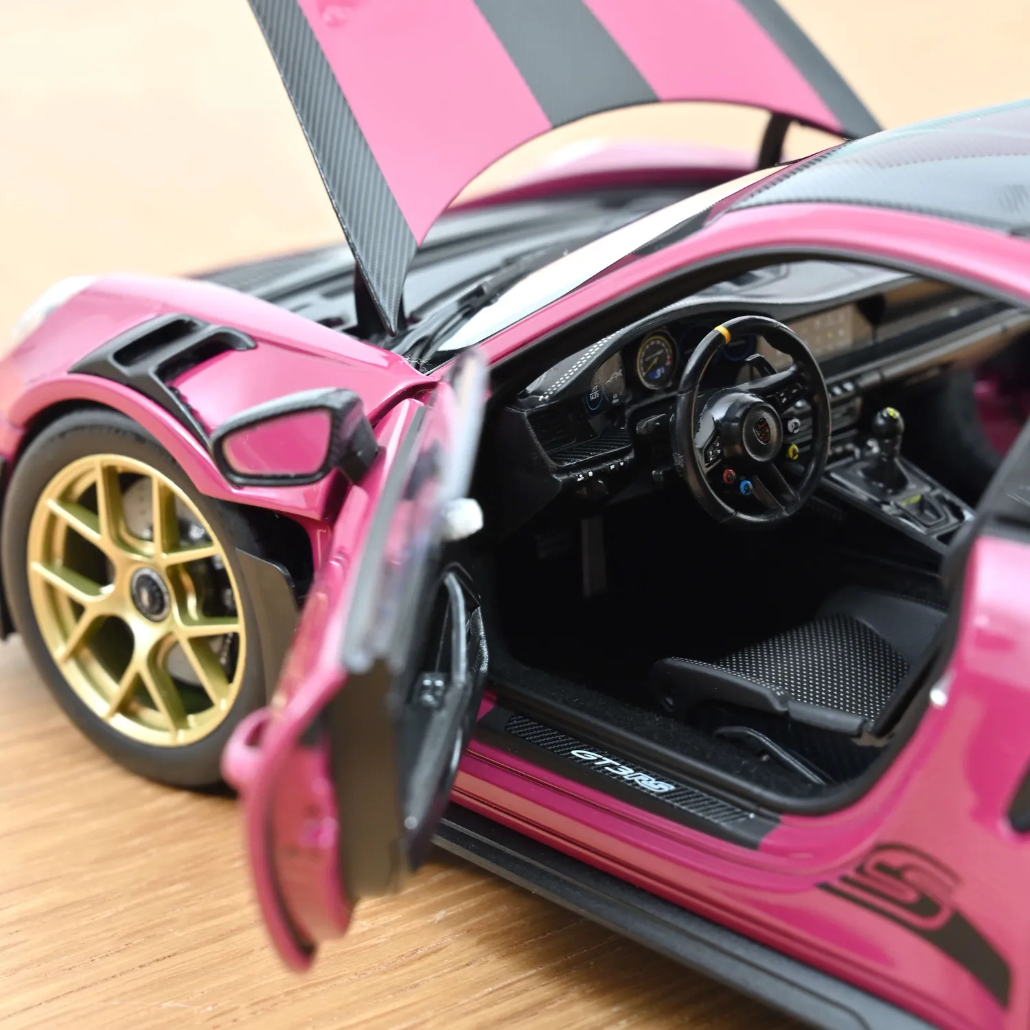 Norev Porsche 911 GT3 RS Weissach 2022 miniature 1/18 ruby