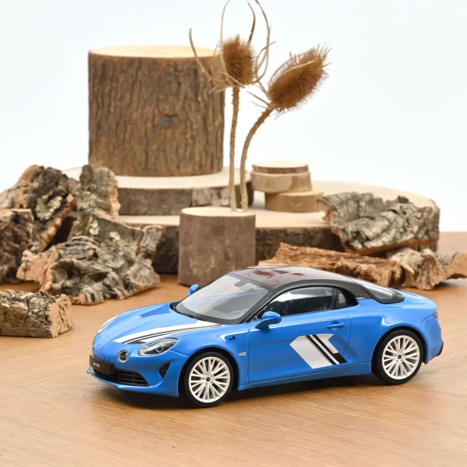 Norev Alpine A110 San Remo 73 voiture miniature 1/18 150 pcs bleu