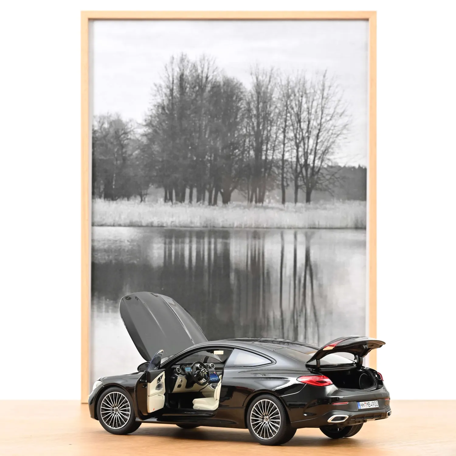 Norev Mercedes CLE Coupé 2024 miniature 1/18 noir obsidienne