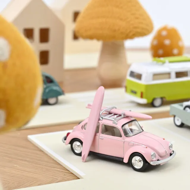 Norev Volkswagen Coccinelle 1973 jet-car 1/43 rose surf
