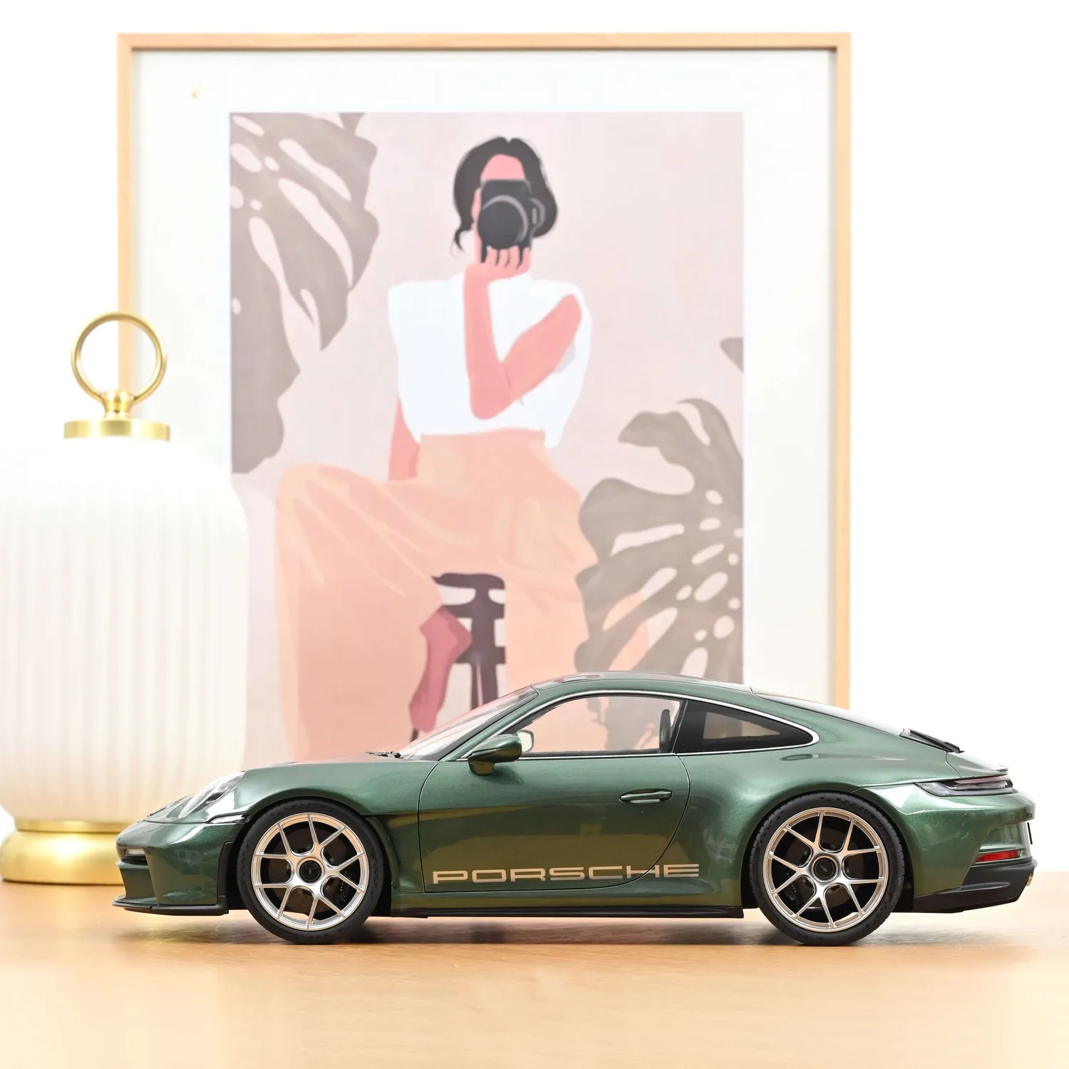 Norev Porsche 911 S/T 2023 voiture miniature 1/12 vert malachite