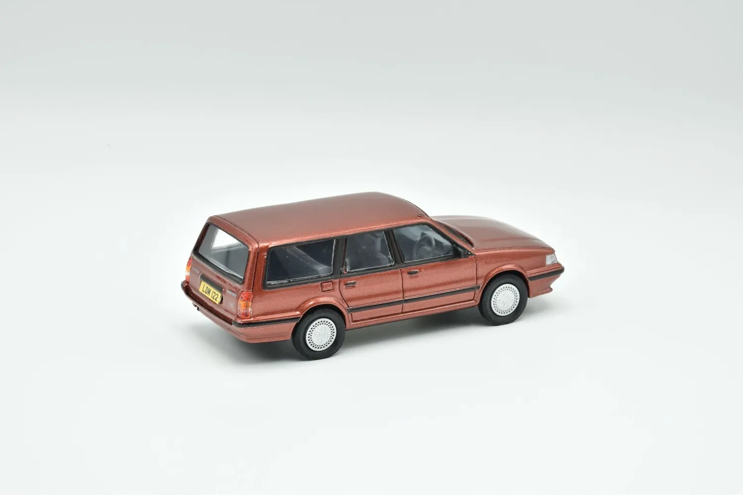 Brooklin Lansdowne 1984 Austin Montego Estate miniature rouge métallisé