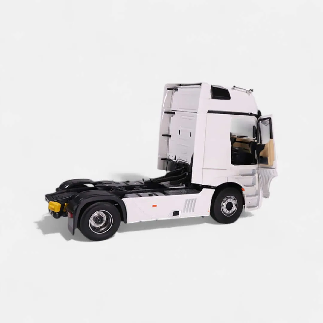 NZG Mercedes-Benz Actros L camion miniature blanc décoré 1:18