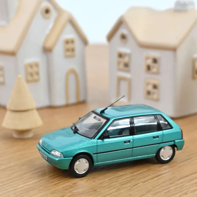 Norev Citroën AX 5 portes miniature 1/43 vert Polynésie