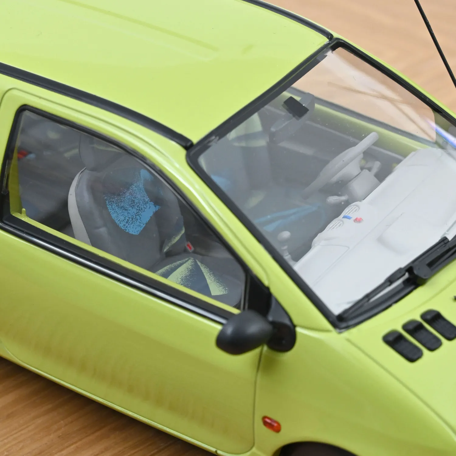 Norev Renault Twingo 1998 miniature 1/18 jaune anis