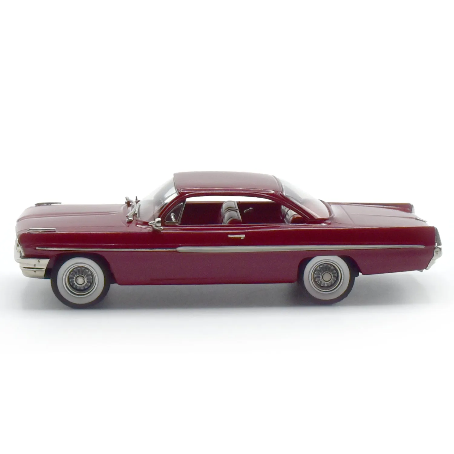 Brooklin 1961 Pontiac Ventura miniature rouge Coronado 1/43
