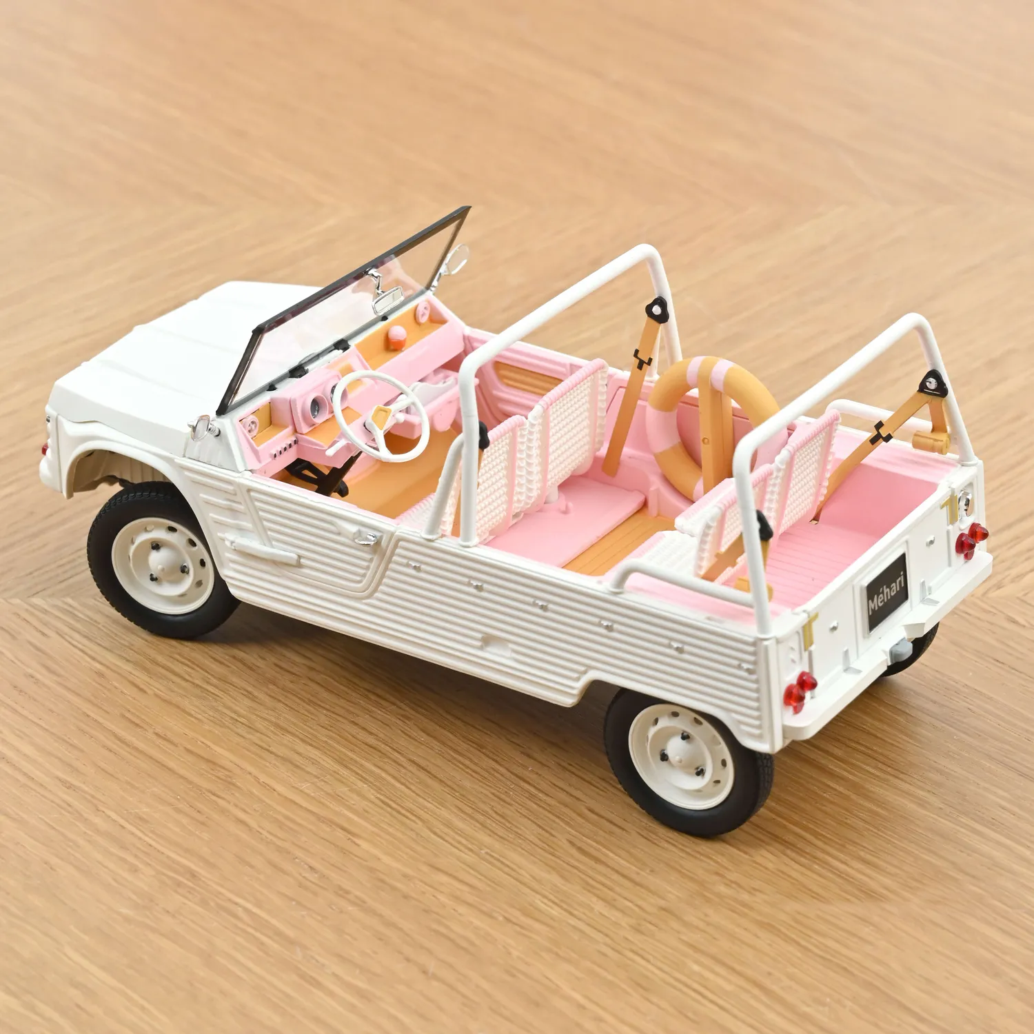 Norev Citroën Méhari 2023 voiture miniature 1/18 blanc rose