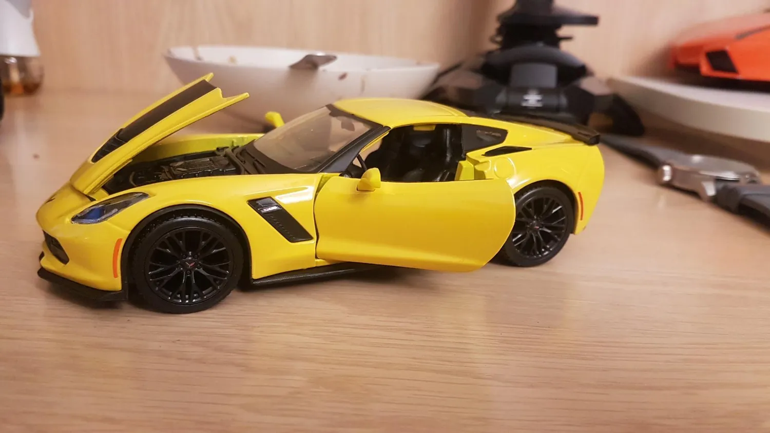 Maisto Special Edition 31133 Corvette Z06 2015 miniature 1/24