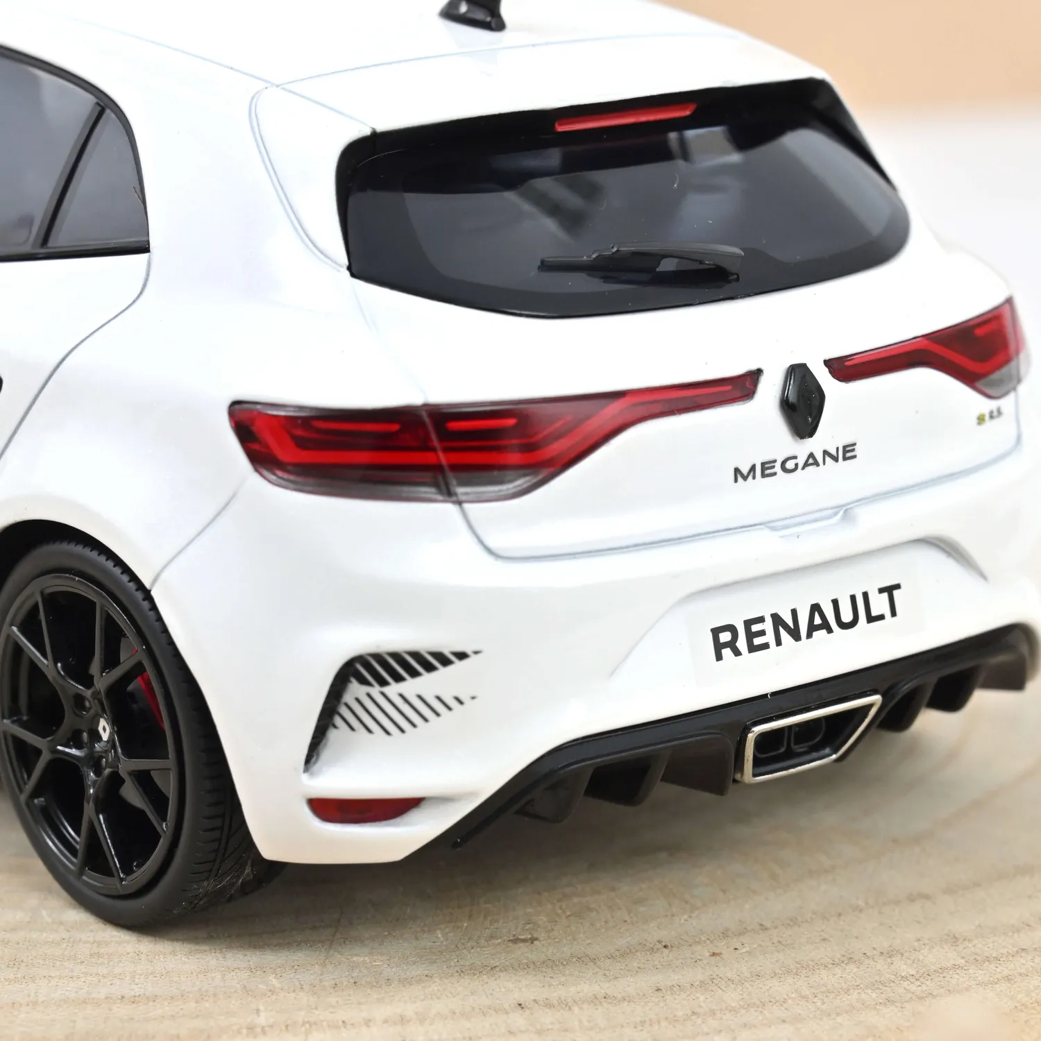 Norev Renault Megane R.S. Ultime 2023 miniature 1/18 blanche