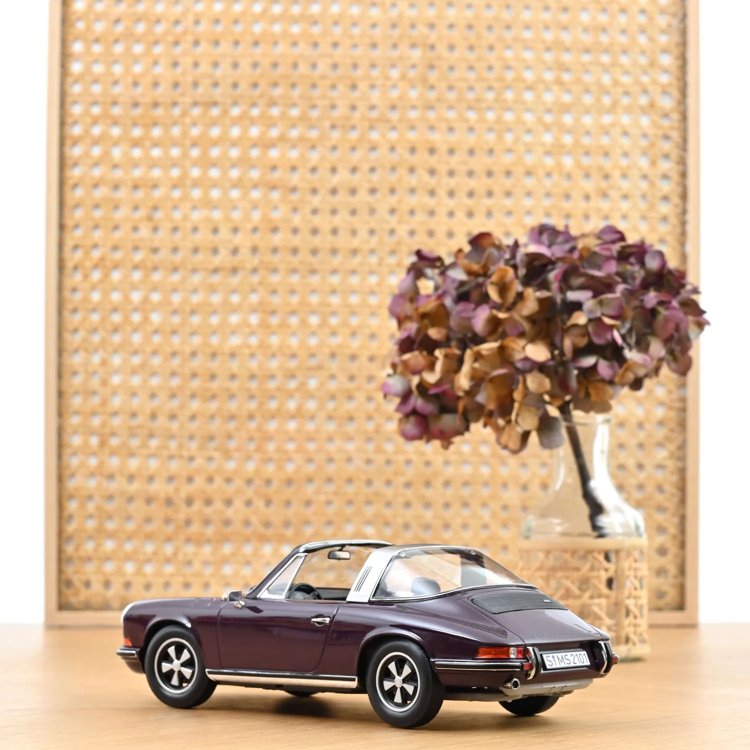 Norev Porsche 911 E Targa 1971 miniature 1/18 mauve toit amovible