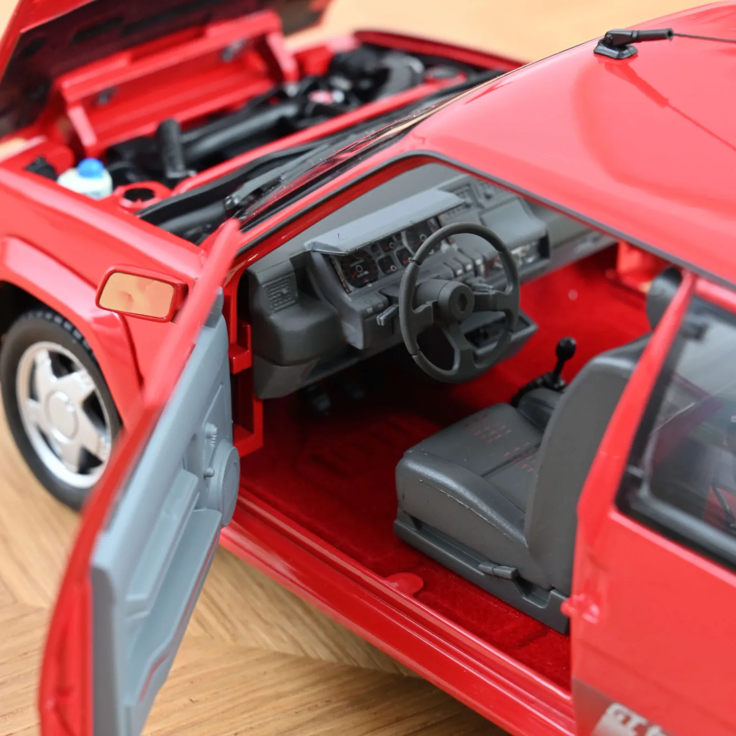 Norev Renault Super 5 GT Turbo Ph2 rouge miniature 1/18