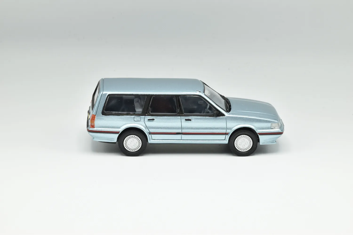 Lansdowne Austin Montego Estate 1.6HL miniature bleue