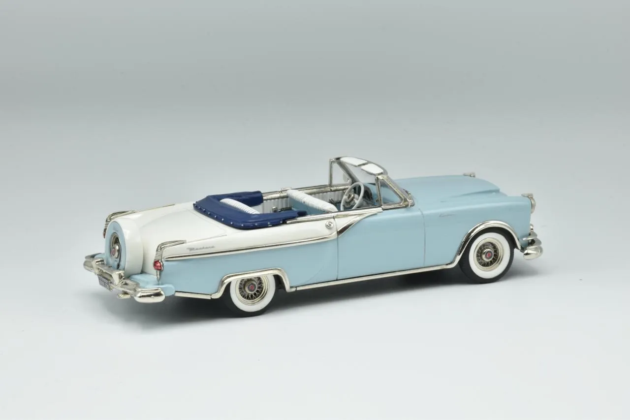 Brooklin 1954 Packard Caribbean Packard White miniature 1:43 Polaris Blue