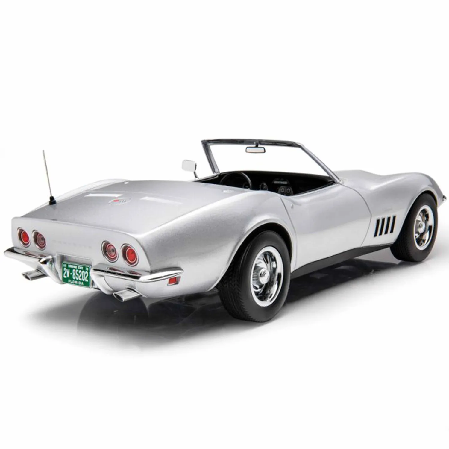 Norev Chevrolet Corvette Convertible 1969 miniature 1/18 argent cabriolet