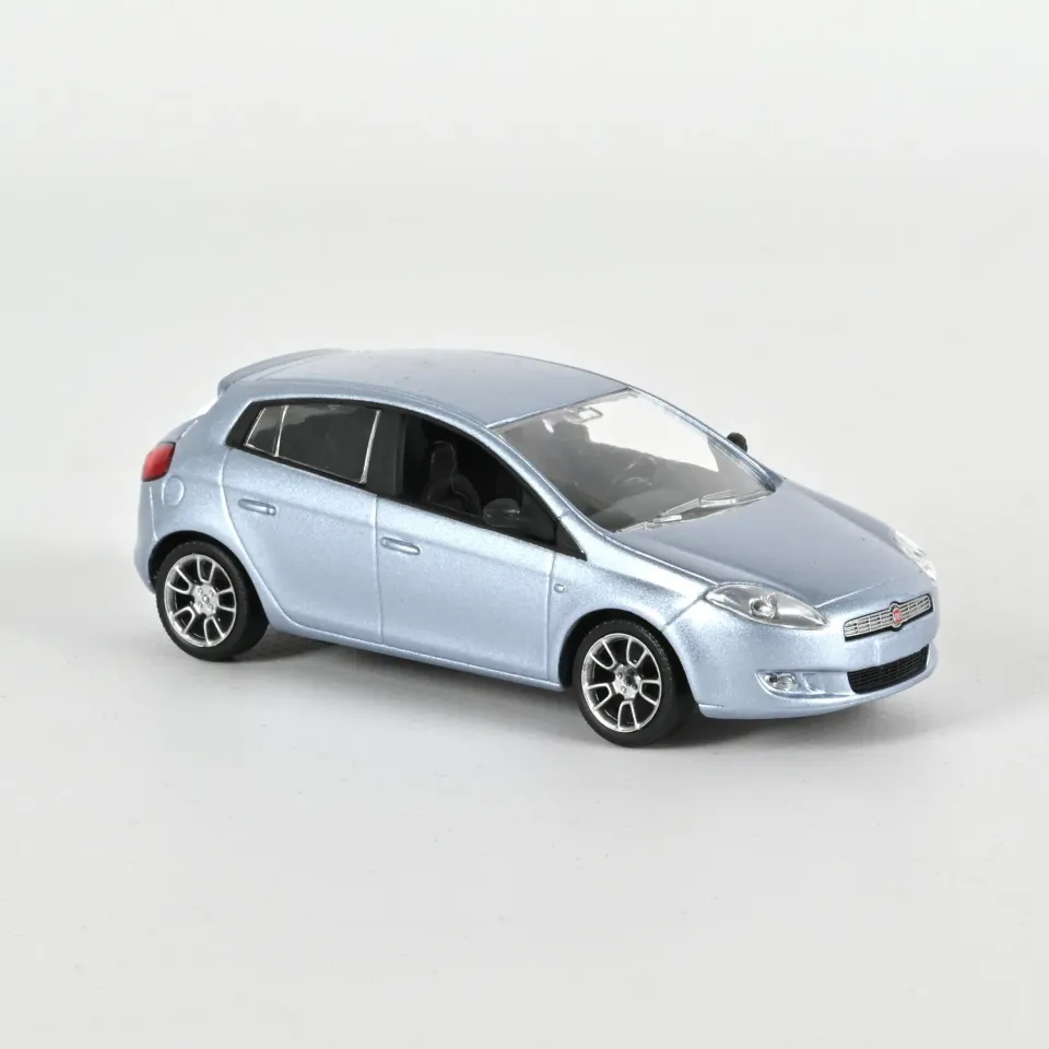 Norev Fiat Nuova Bravo miniature 1/43 bleu clair