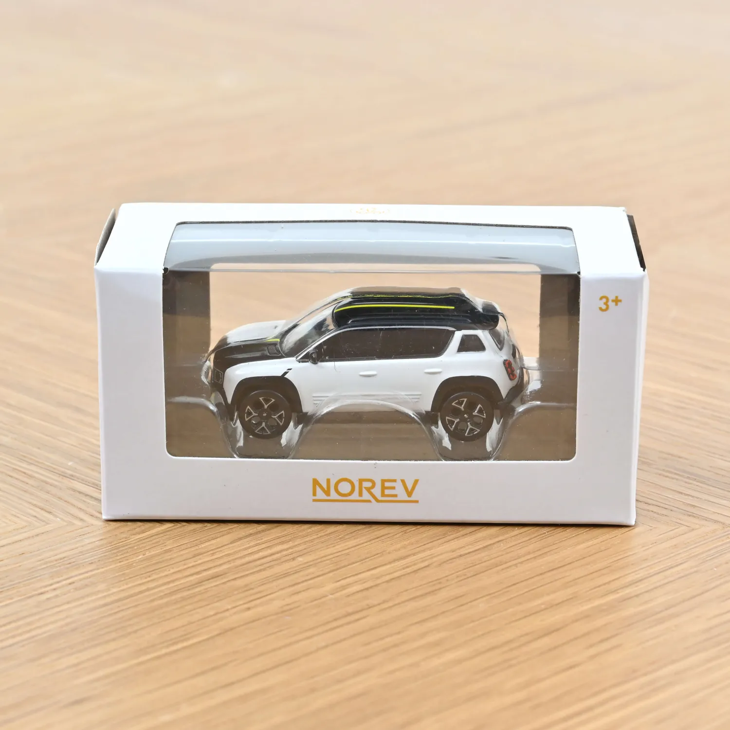 Norev Renault 4 E-Tech 2025 miniature 1/64 blanc glacier bi-ton